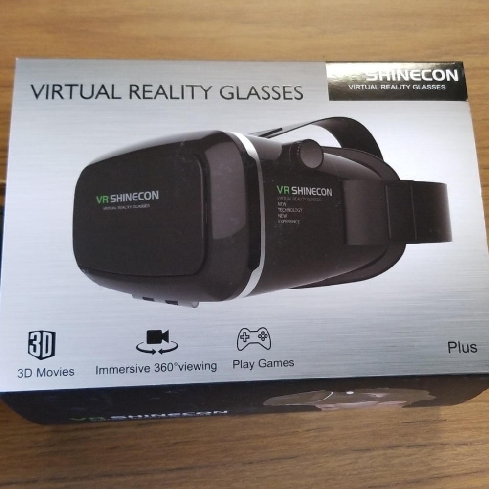 Virtual reality glasses